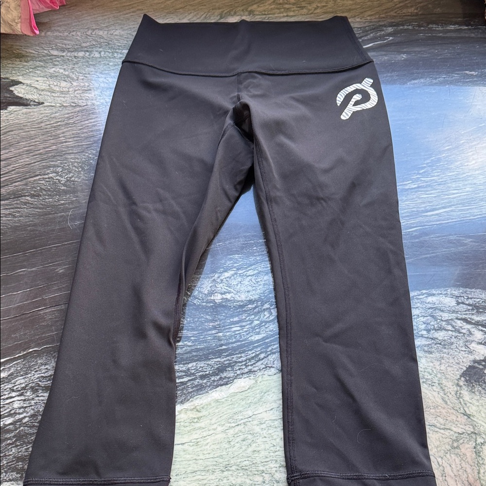 lululemon Peloton Black Cropped Leggings